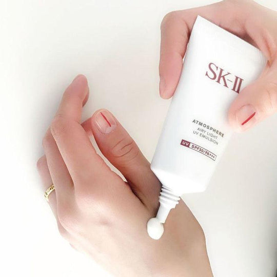 SK-II كريم آتموسفير إيري لايت للأشعة فوق البنفسجية بعامل حماية من الشمس 50+ PA++++، 30 جم