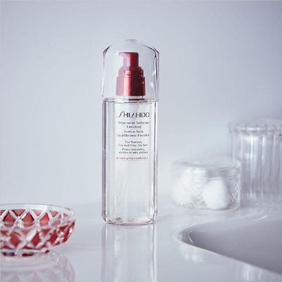 SHISEIDO Ultimune Defend Daily Care Set (Sérum 100 ml + Espuma Limpiadora 125 ml + Loción 150 ml)