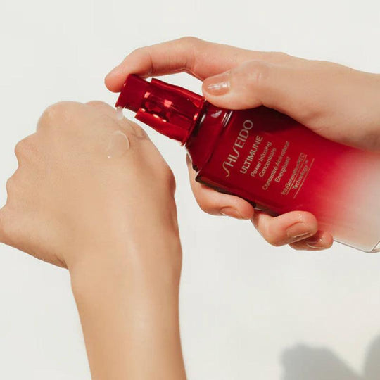 SHISEIDO Ultimune Defend Dagelijkse Verzorgingsset (Serum 100ml + Reinigingsschuim 125ml + Lotion 150ml)