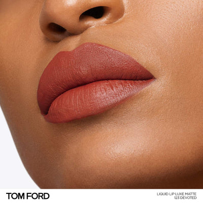 Матовый блеск для губ TOM FORD Liquid Lip Luxe Matte 6 мл