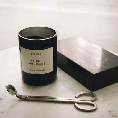 BYREDO เทียนหอม Ambre Japonais Candle 240 กรัม