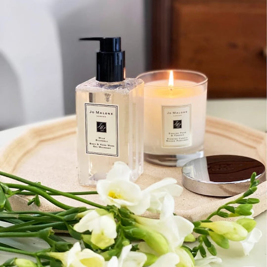 JO MALONE LONDON Wild Bluebell Sabun Mandi dan Tangan 250ml