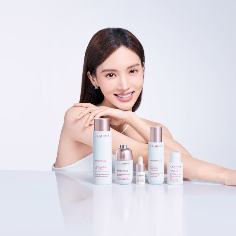 CLARINS Emultion Pelembap Menargetkan Noda Gelap Plus Mencerahkan 75ml